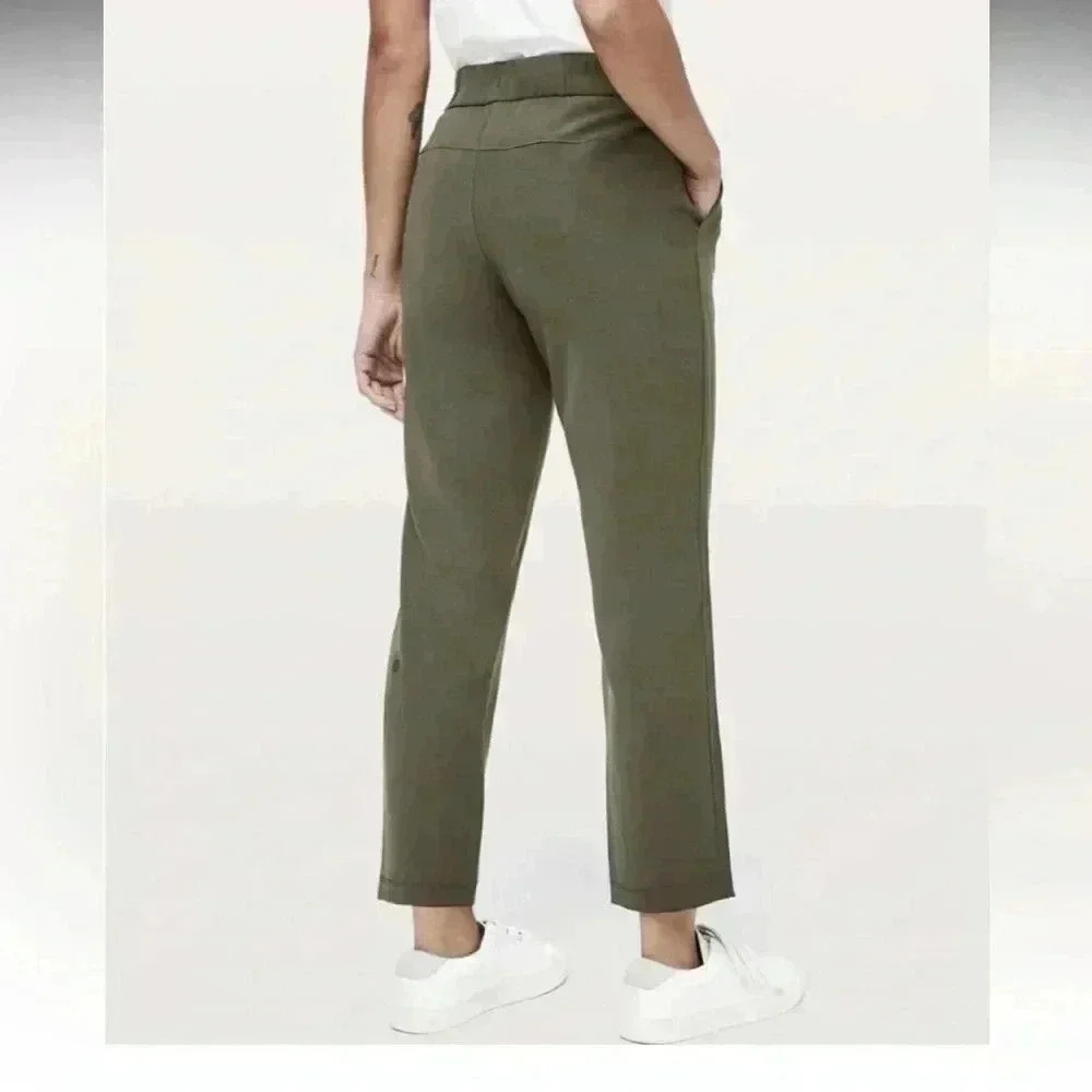 Lululemon On The Fly Pant 28" Olive
Size 2 - Picture 6 of 12